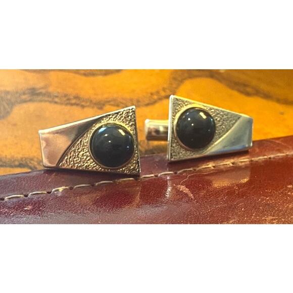 VTG Cufflink Set, Gold Tone with Black Lucite Inset - Picture 1 of 2
